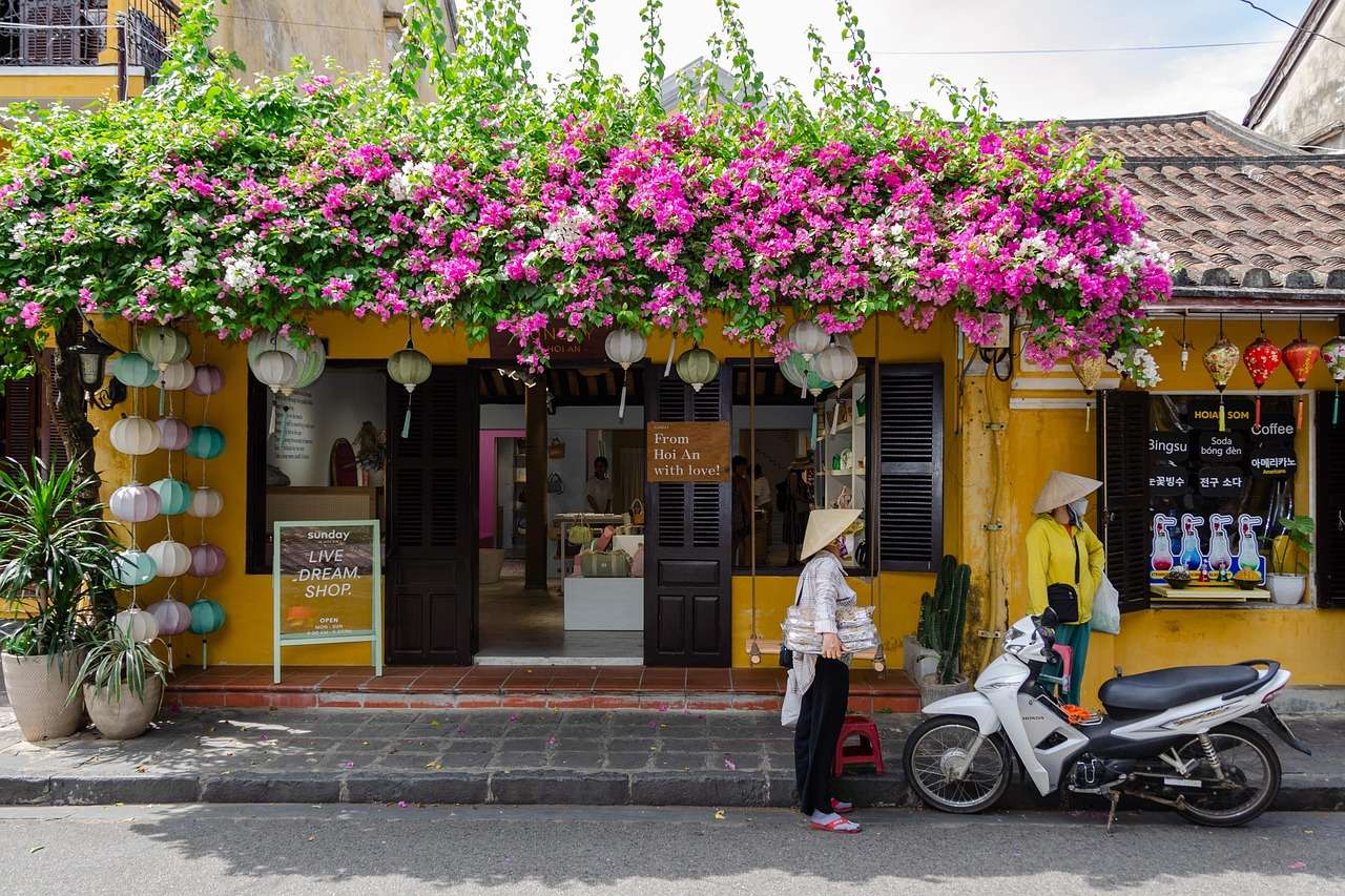 You are currently viewing Hoi An Ancient Town: The Ultimate Travel Guide